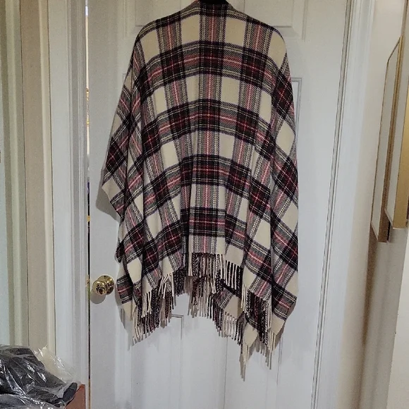 Ralph Lauren Vintage Plaid Fringe Shawl - Picture 14 of 14